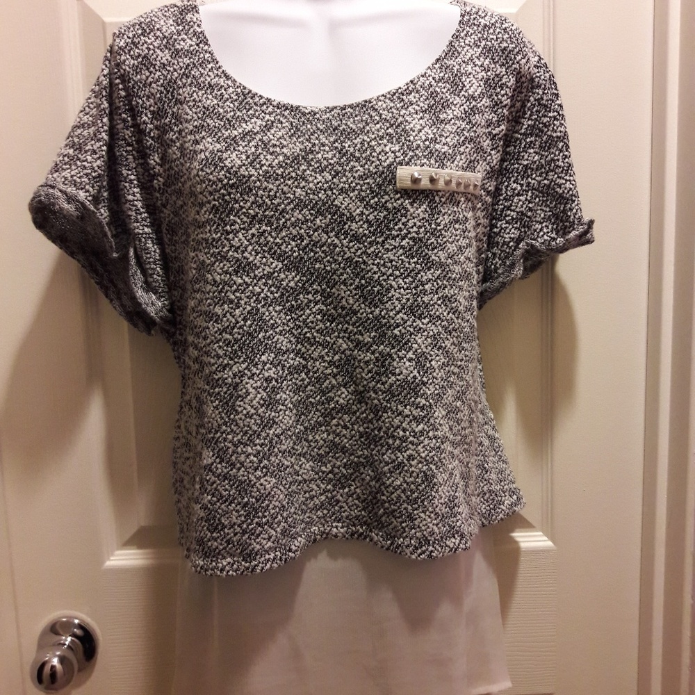 Style&CO Edgy High Low Top